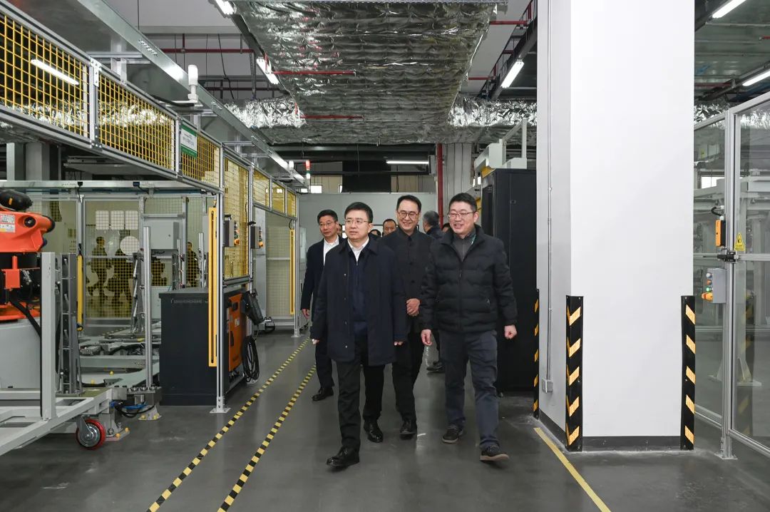 1704935412889159.jpg 640.jpg